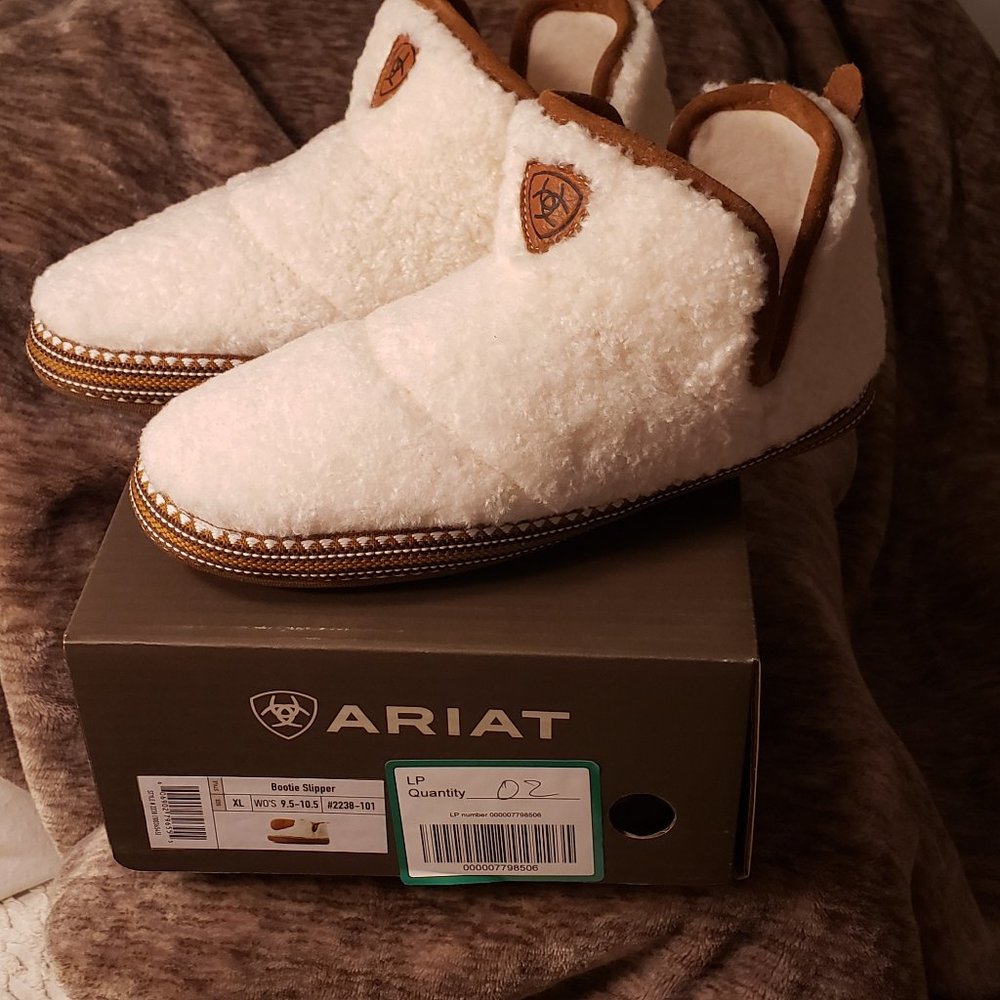 Ariat Faux Shearling Bootie Slipper